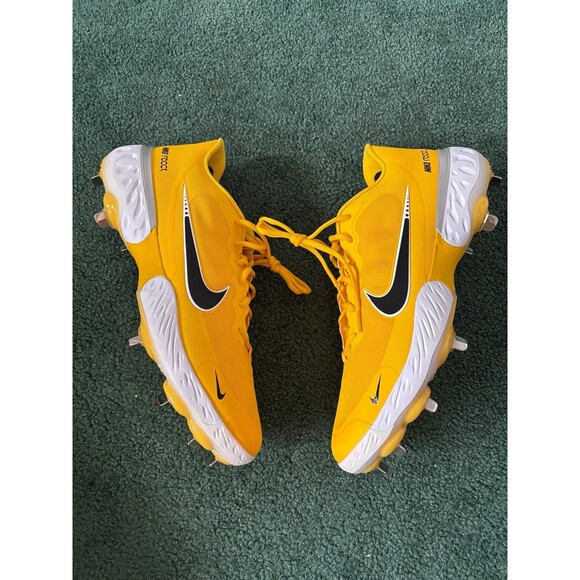 NIKE ALPHA HUARACHE ELITE 3 LOW ( YELLOW ) BASEBALL CLEATS - Picture 1 of 7